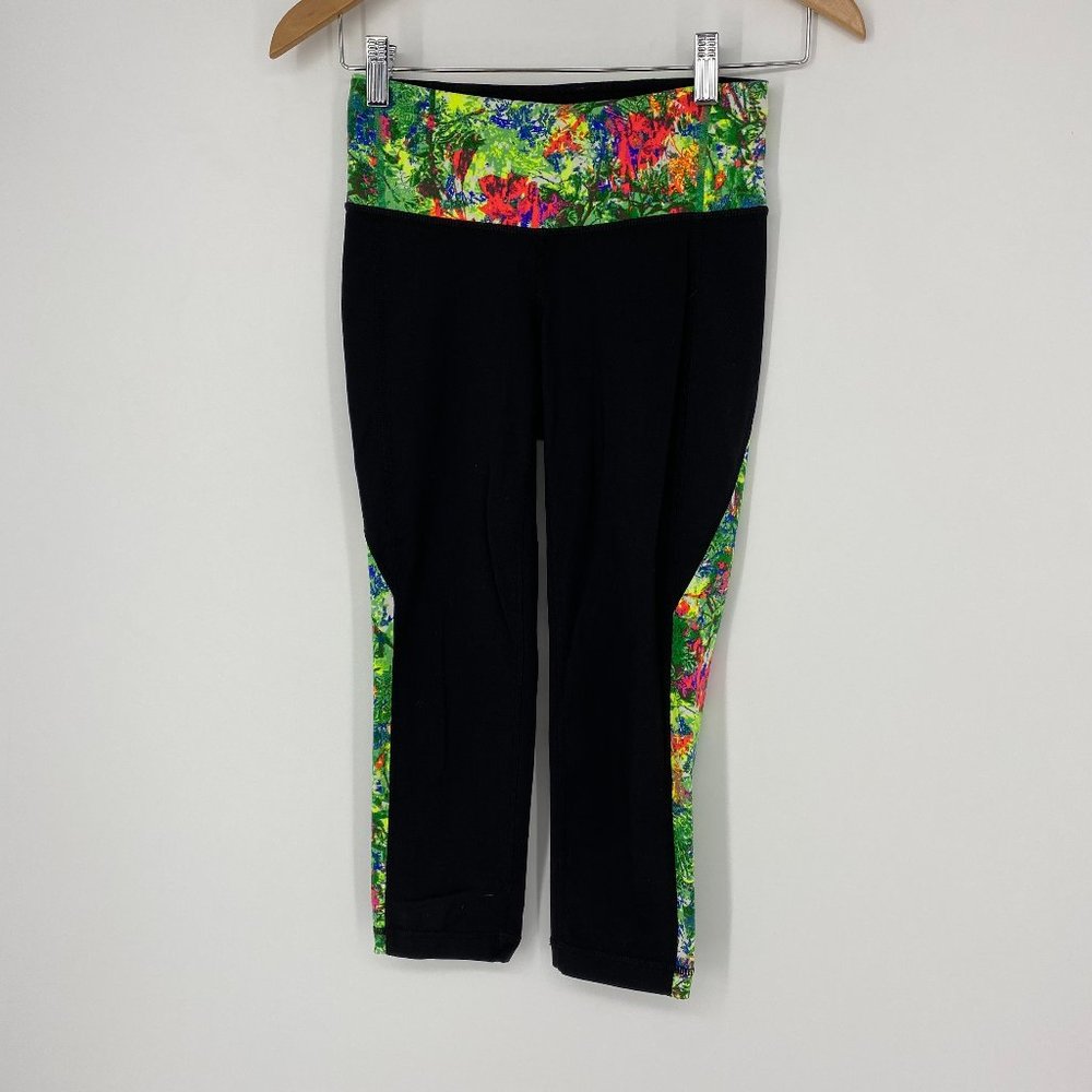 Athleta Watercolor Revelation Remix Capri